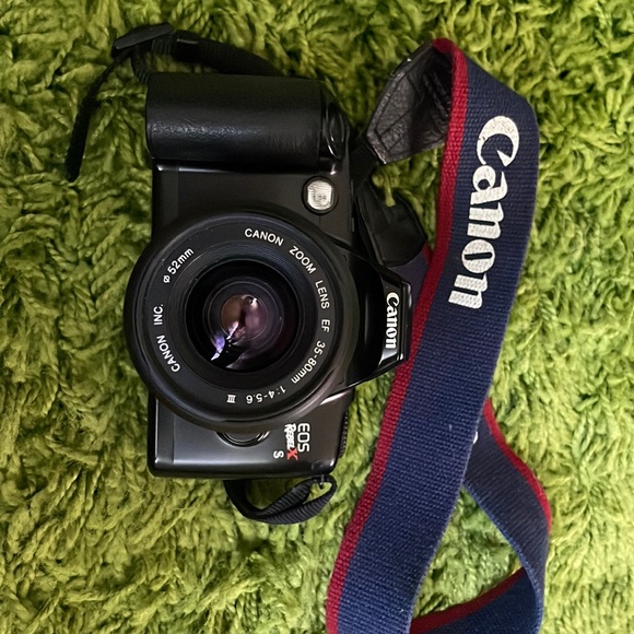 Canon eos rebel x s 35mm film SLR autofocus camera with 35-80mm wide/zoom lens - Picture 1 of 7